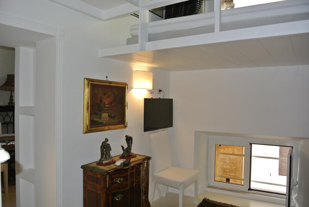 Pantheon Domus Valentino Appartement Rome Buitenkant foto