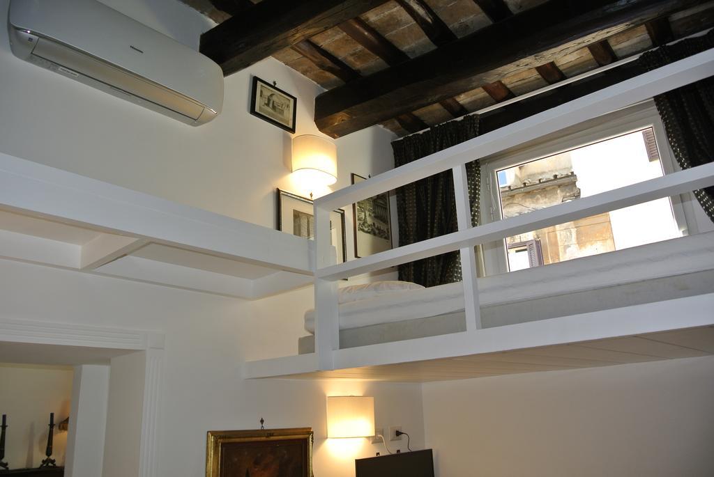 Pantheon Domus Valentino Appartement Rome Buitenkant foto